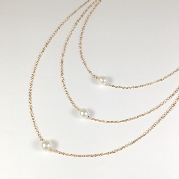 Pearl Layered Choker Necklace - Picture 3 of 3